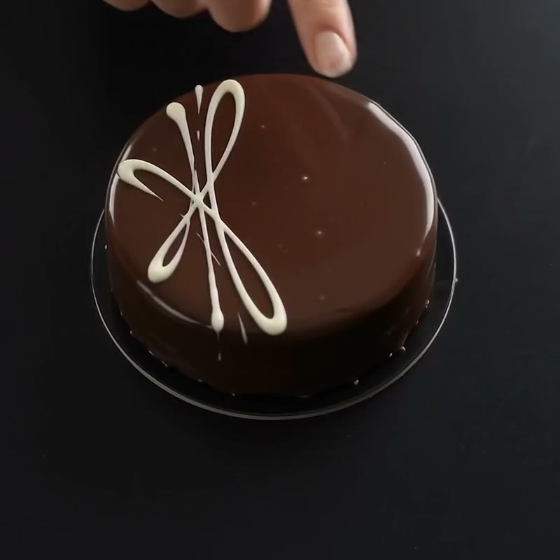 زاخر شکلات تلخ